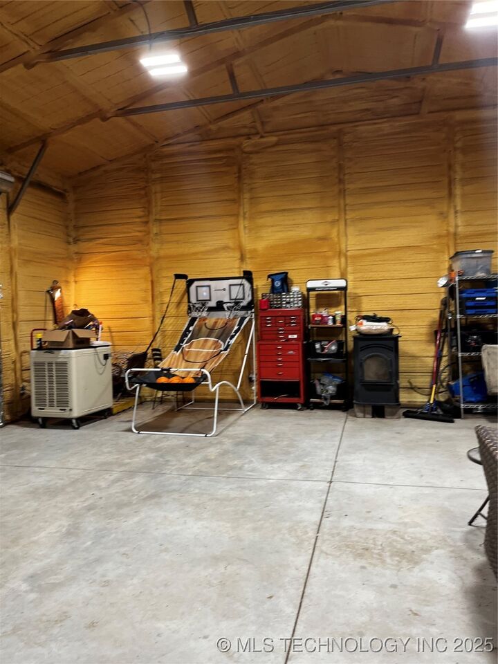 Property Photo: 4562 W 95th Street N OK 74454