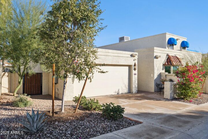 Property Photo:  4706 E Winston Drive  AZ 85044 