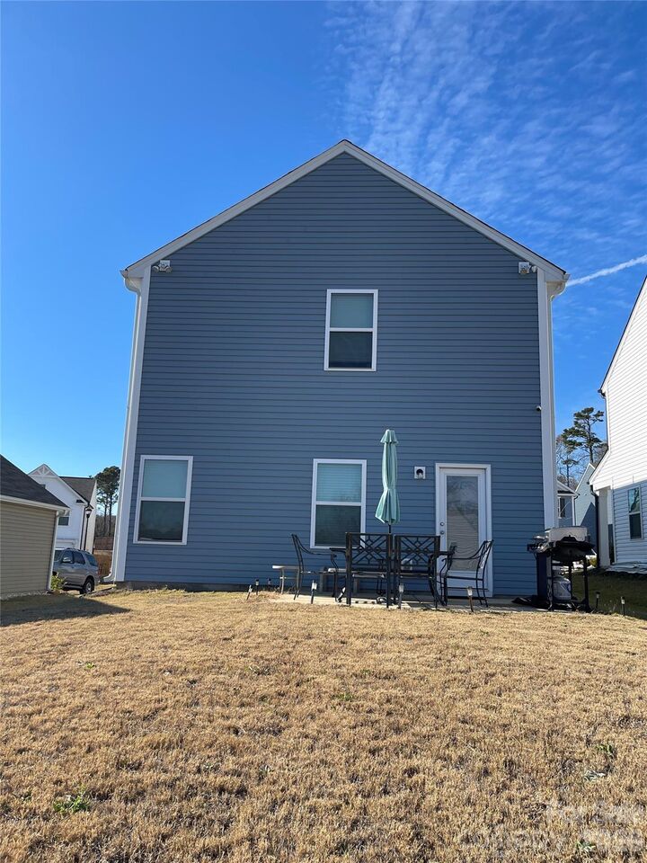 Property Photo:  71 Cobbler Drive  NC 28133 