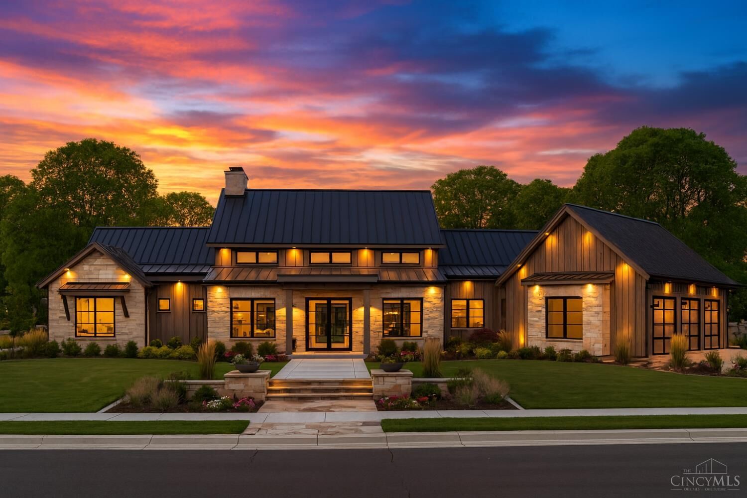 Property Photo:  3 Noel Lane  OH 45243 