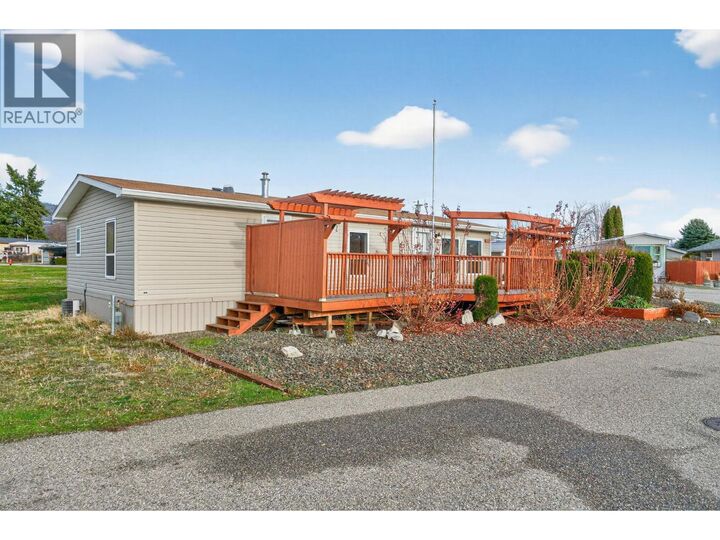 Property Photo:  2035 Boucherie Road 125  BC V4T 2T9 