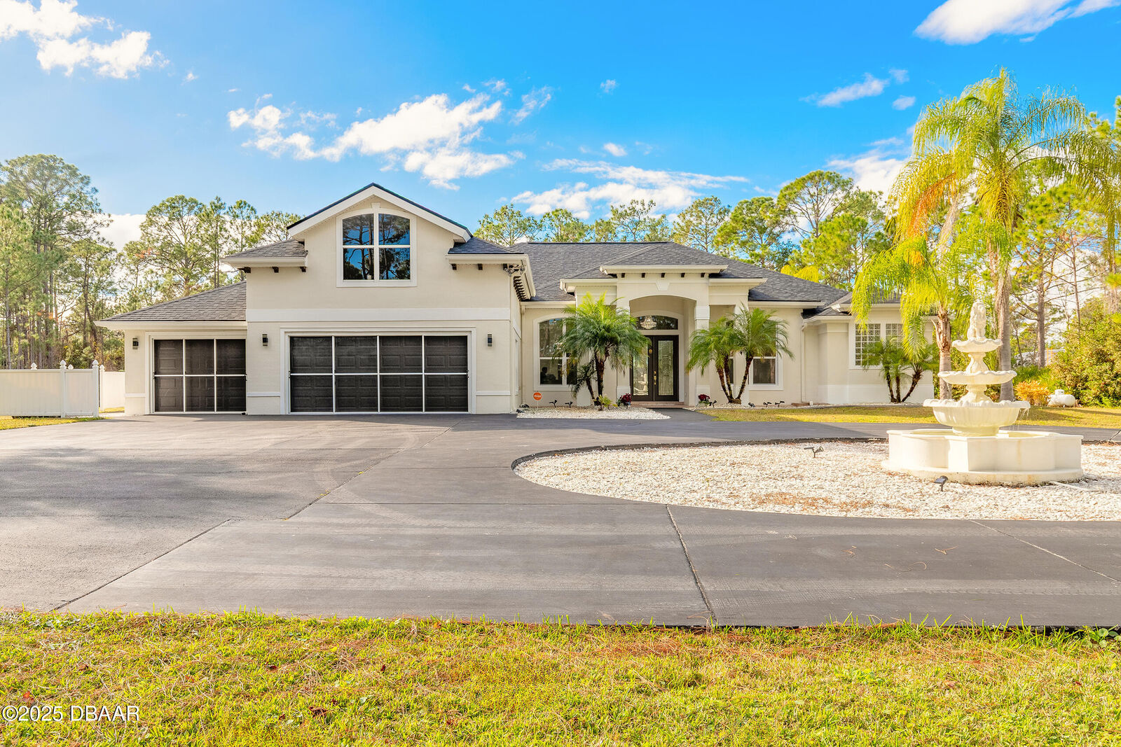 Photo de la propriété:  1670 Roosevelt Boulevard  FL 32124 