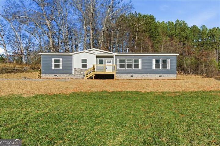 Property Photo:  211 Loving Road  GA 30560 