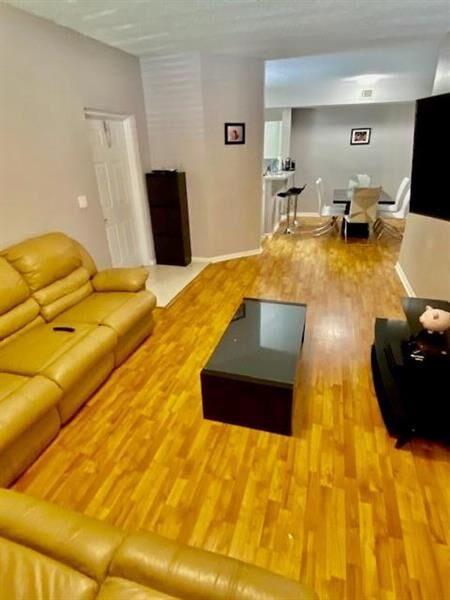 Property Photo:  6976 SW 39th St G103  FL 33314 