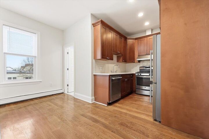 Property Photo: 202 Bowers St 3 NJ 07307-3660