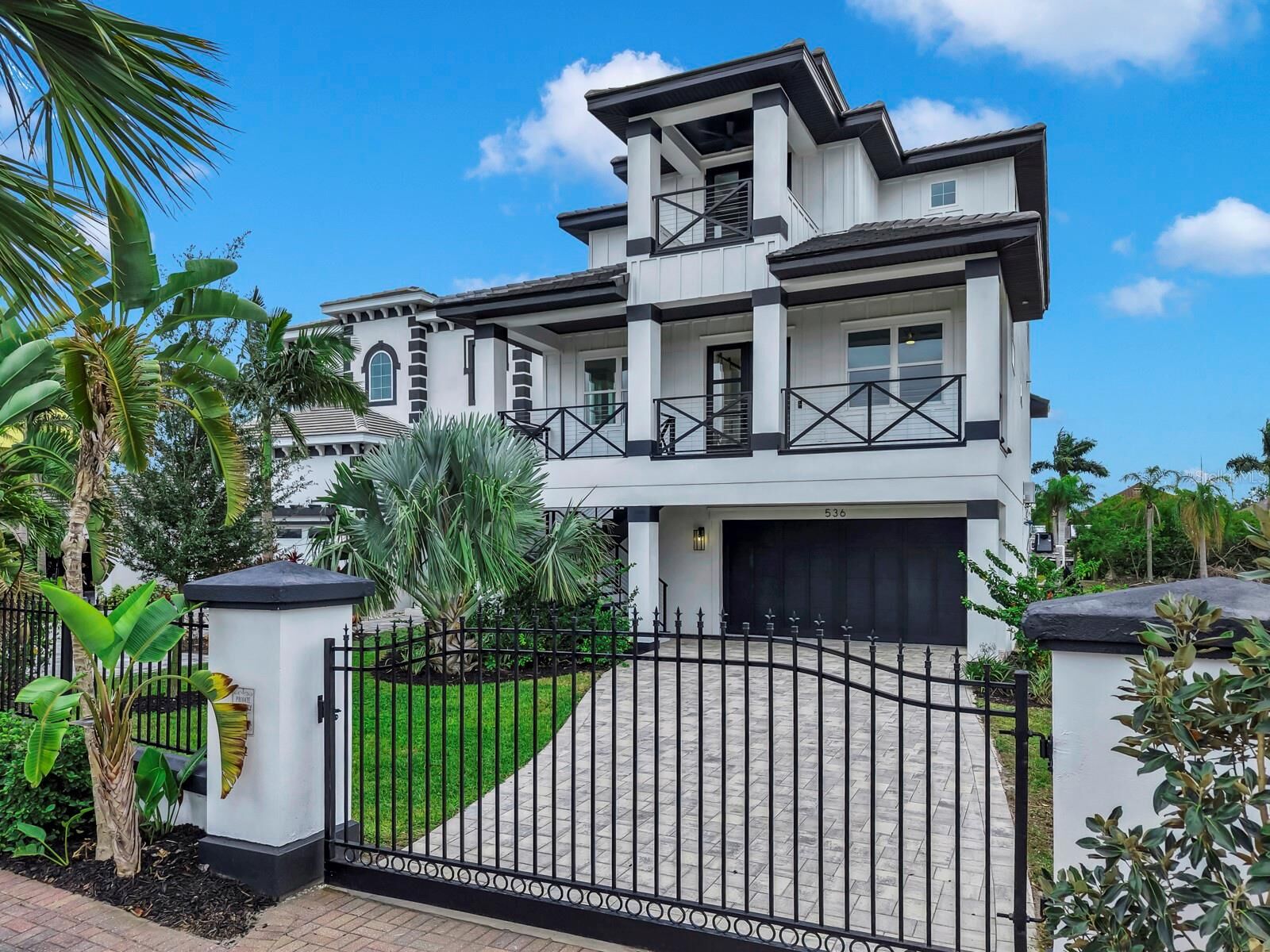 Property Photo: 536 Estuary Shore Lane FL 33572