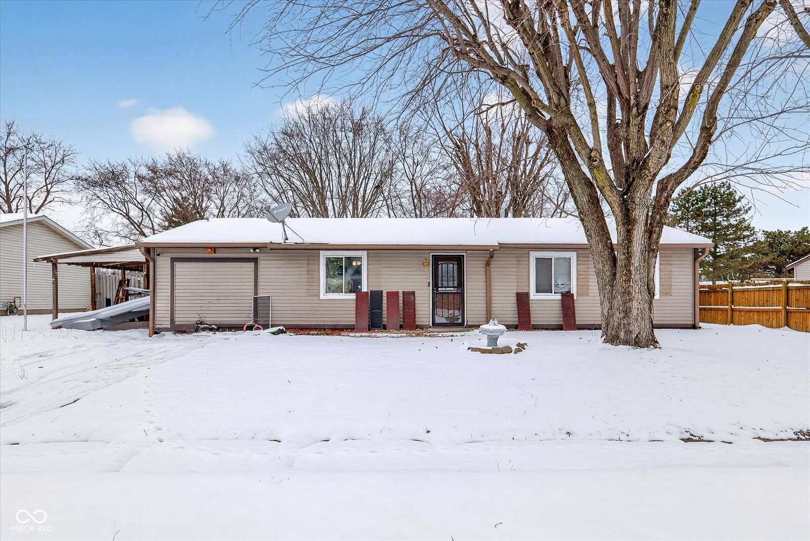 Property Photo: 5510 Epperson Court IN 46221