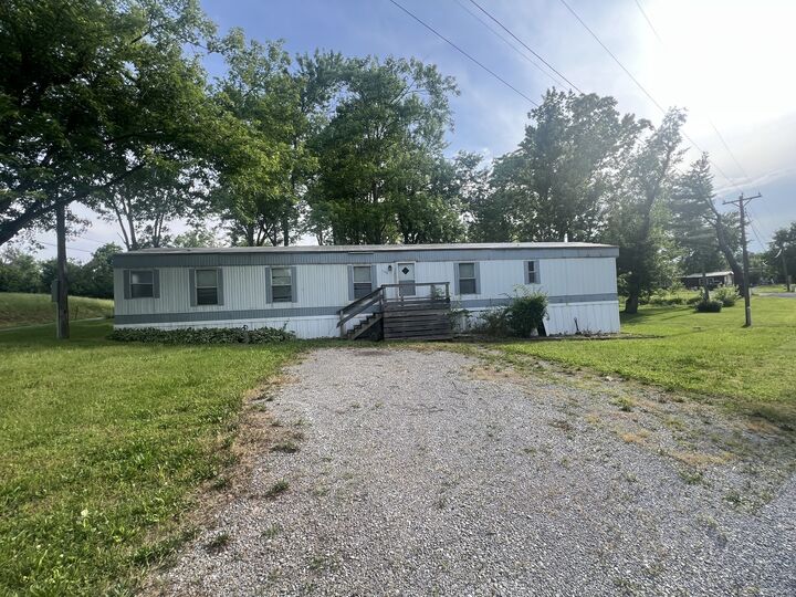 Property Photo:  112 N Old Marion Road  IL 62939 
