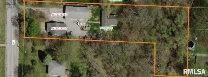 Property Photo: 1417 - 1419 E 1st Street IL 61264