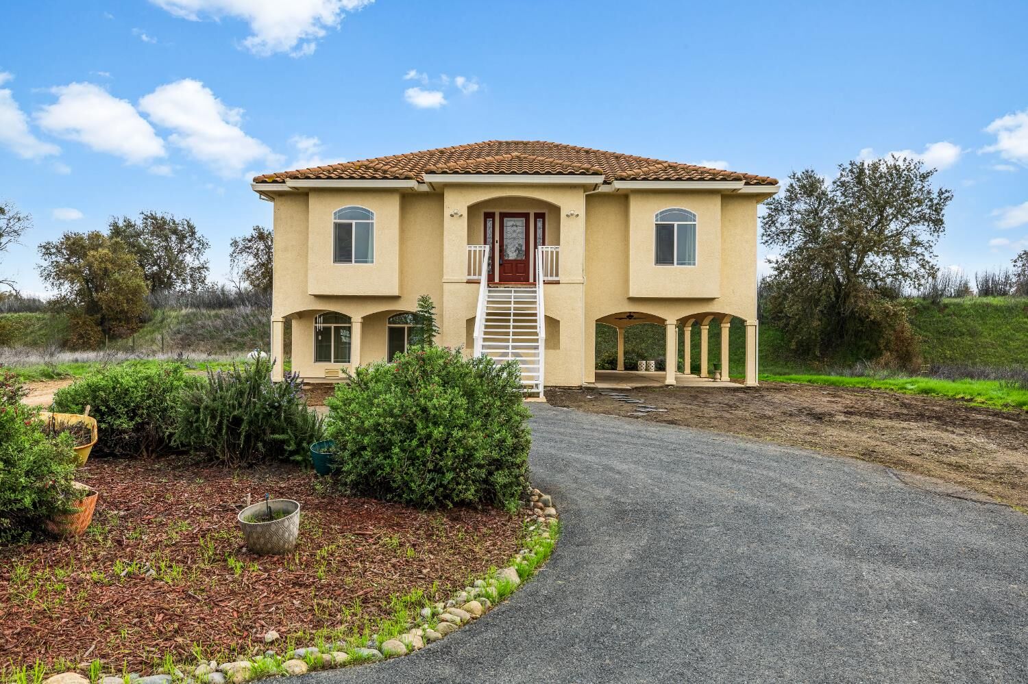 Property Photo: 1150 Hood Franklin Road CA 95757