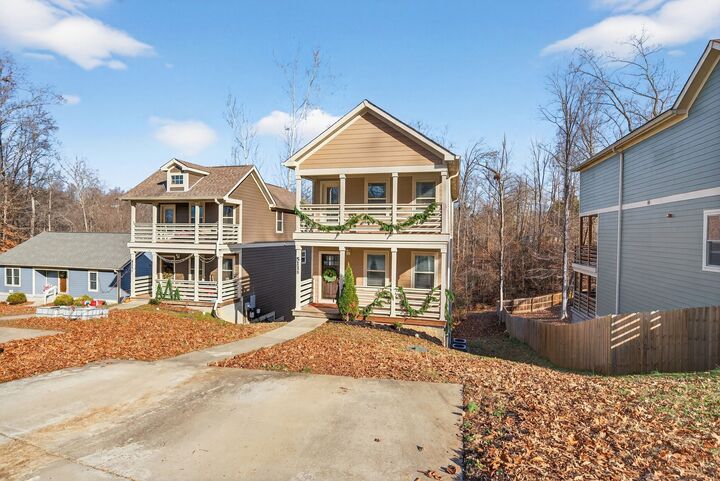 Property Photo: 511B Hickory Cir TN 37015