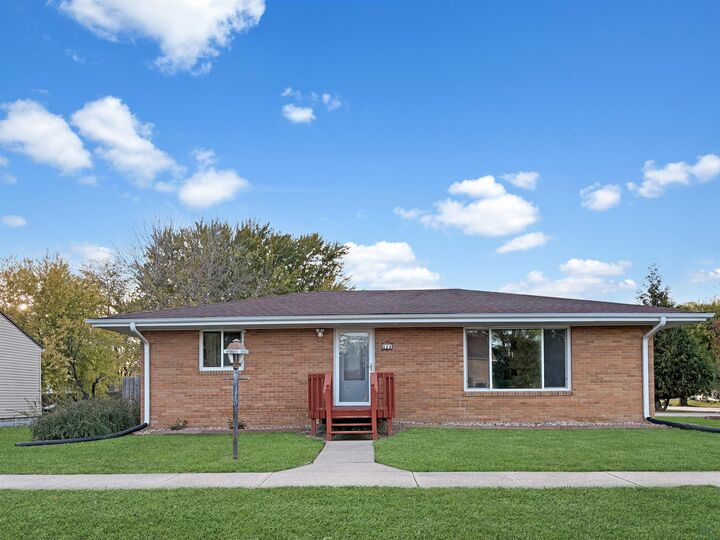 Property Photo:  121 N 19th St.  NE 68731 