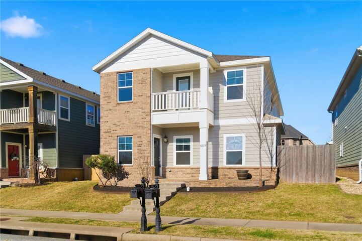 Property Photo:  6519 W Pleasant Way  AR 72758 