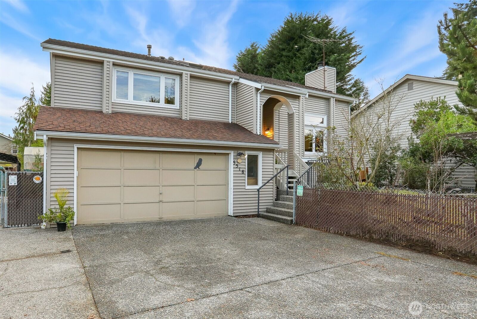 Property Photo:  5518  168th Place SW  WA 98037 
