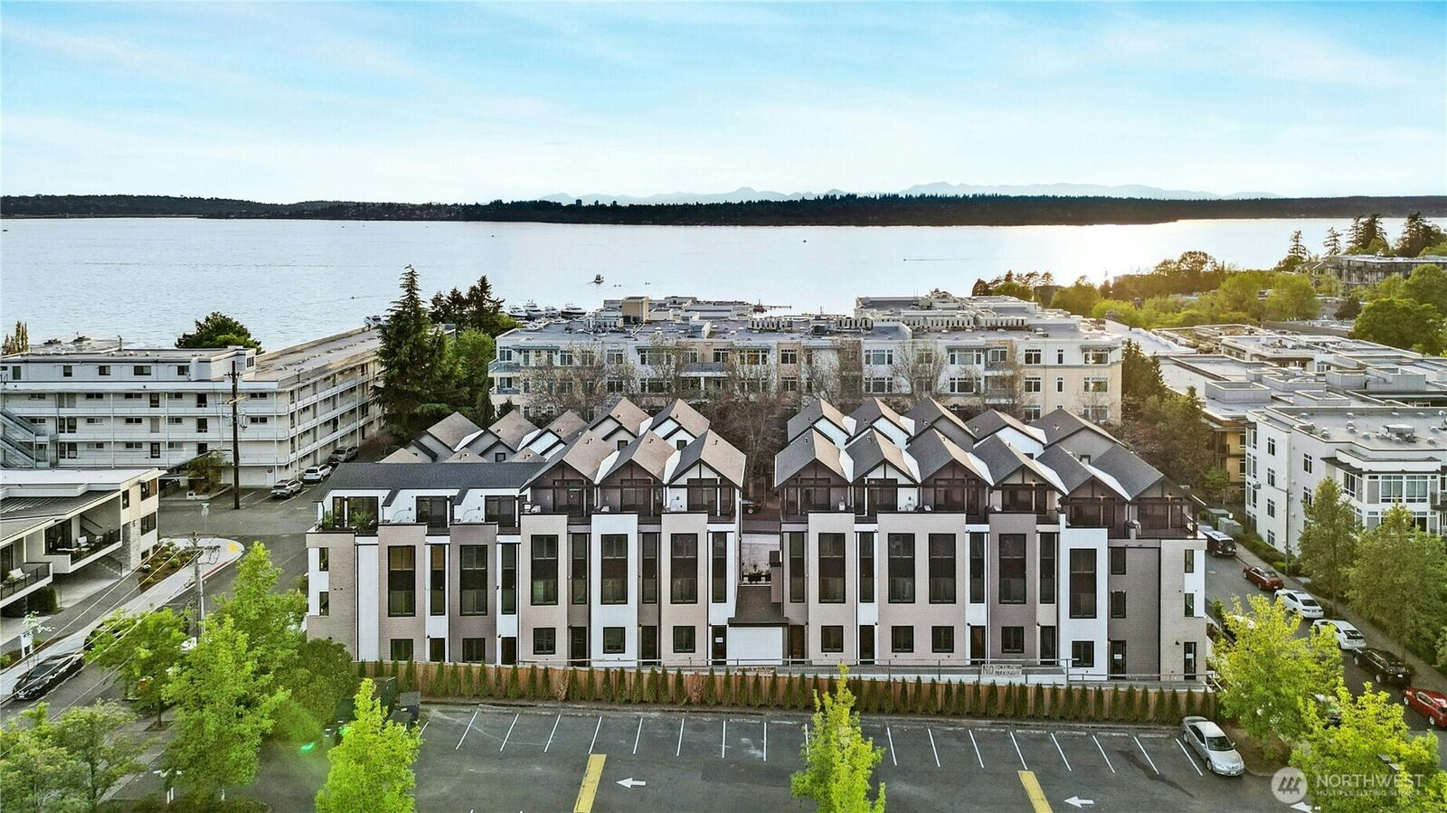 Property Photo: 116 D 2nd Street S WA 98033