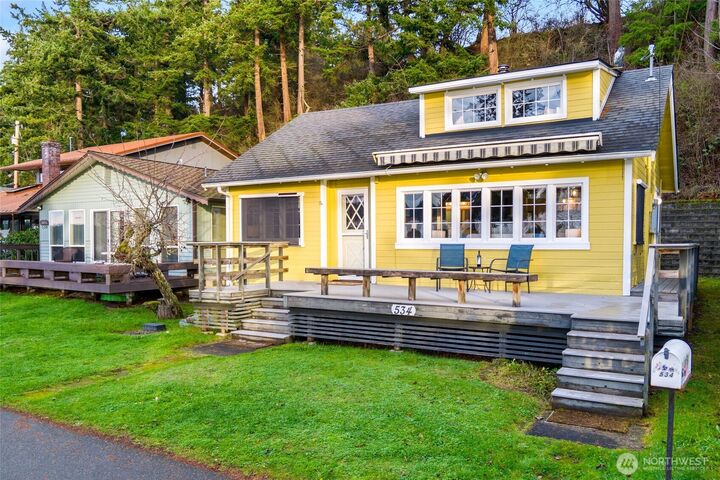 Property Photo:  534  Sundin Drive  WA 98282 