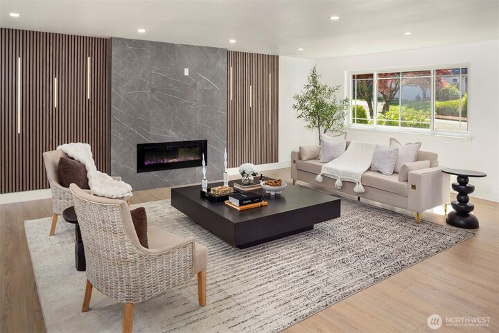 Property Photo:  6202  122nd Avenue SE  WA 98006 