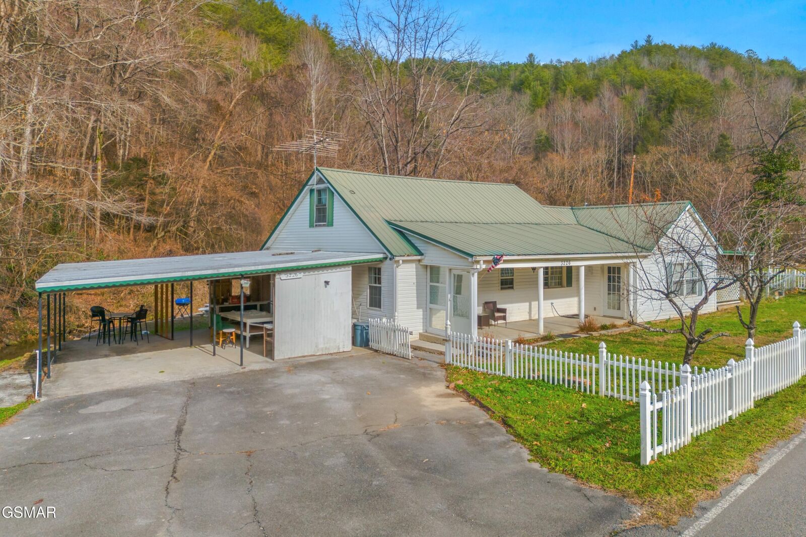 Property Photo:  3226 Big Creek Road  TN 37753 