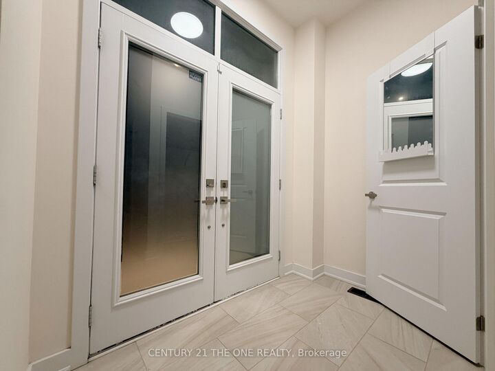 Property Photo:  8 Anchusa Drive  ON L4E 0Z2 