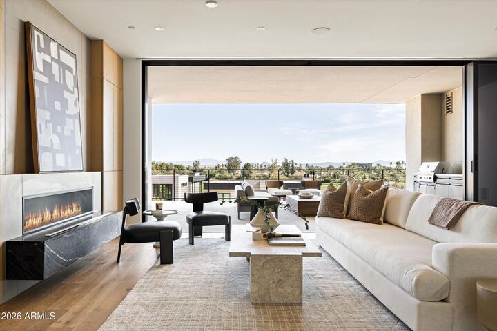 Property Photo:  4849 N Camelback Ridge Drive A304  AZ 85251 