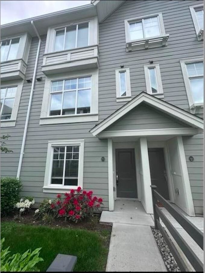 Property Photo: 15778 85 Avenue 95 BC V4N 6W8