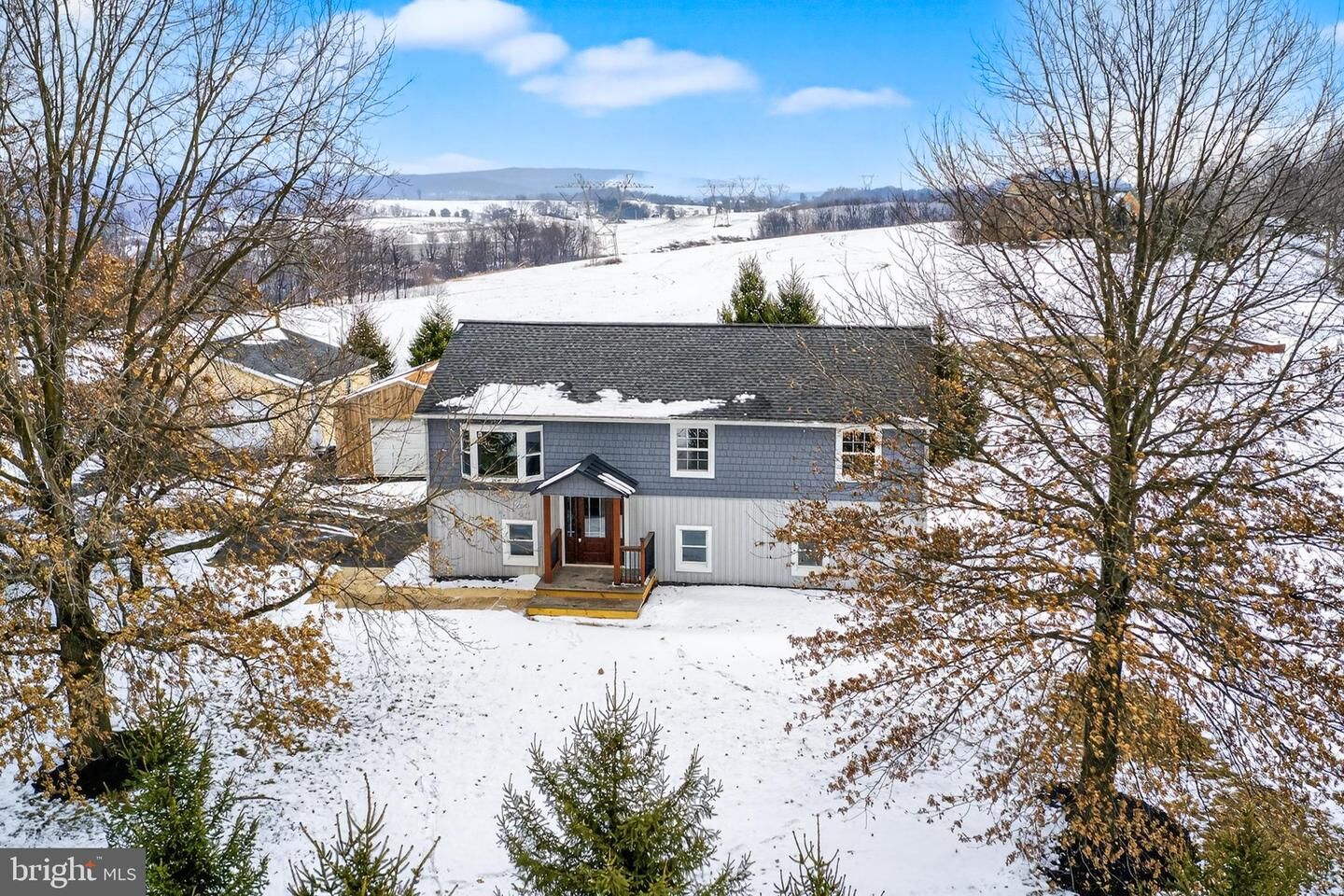 Property Photo:  2639 Shumaker Road  PA 17545 