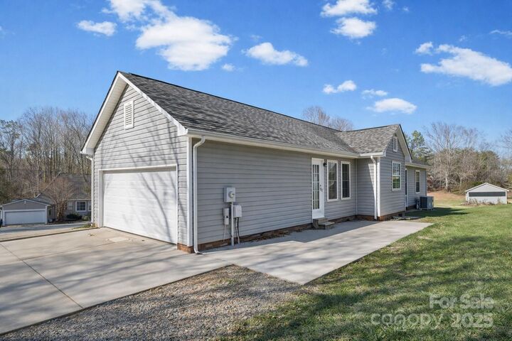 Property Photo: 125 Fritzvon Drive NC 28124