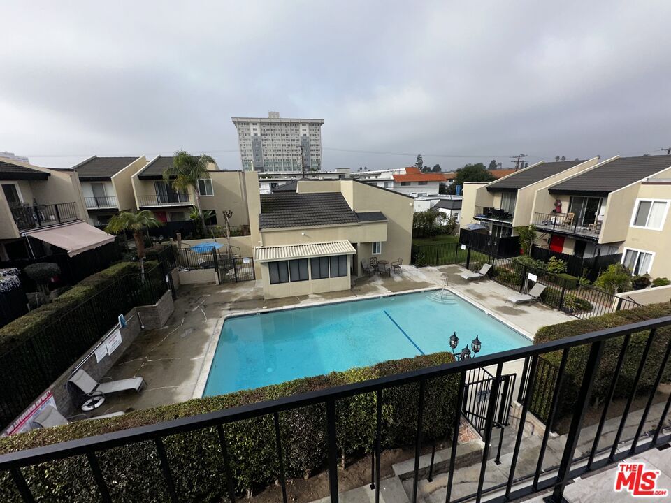 Property Photo:  3422 Maricopa St  CA 90503 