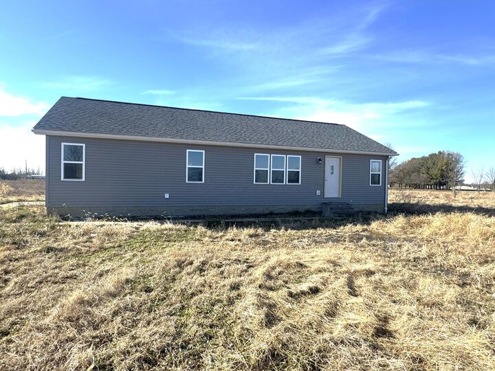 Property Photo:  15561 Blain Road  OH 43143 