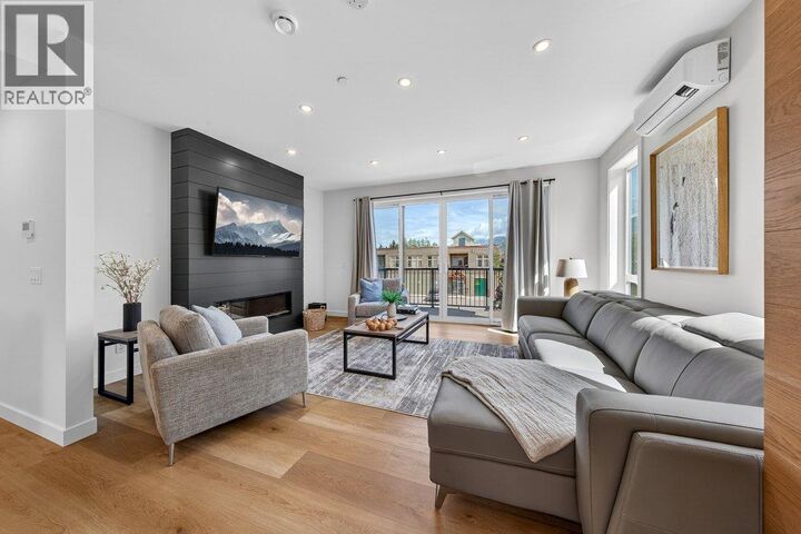 Property Photo: 510 14th Street 404 BC V0A 1K0