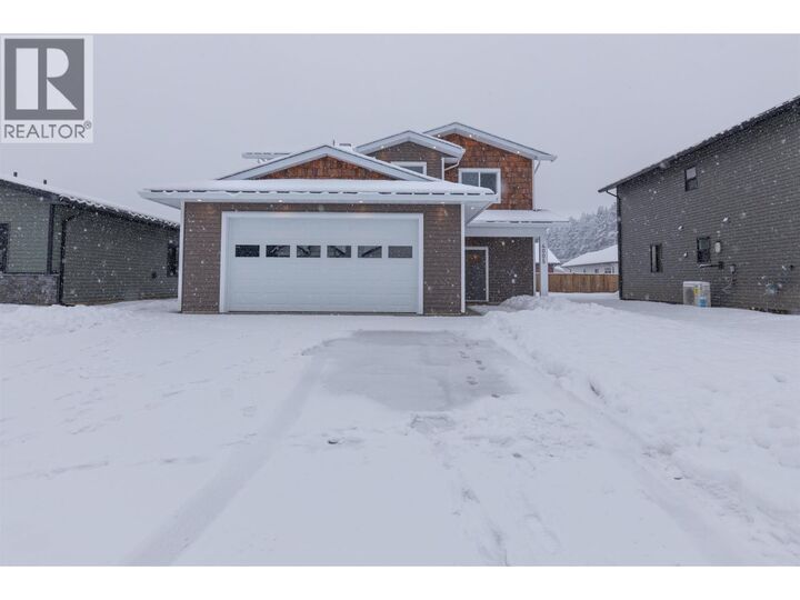 Property Photo:  4005 Nash Drive  BC V8G 0L3 