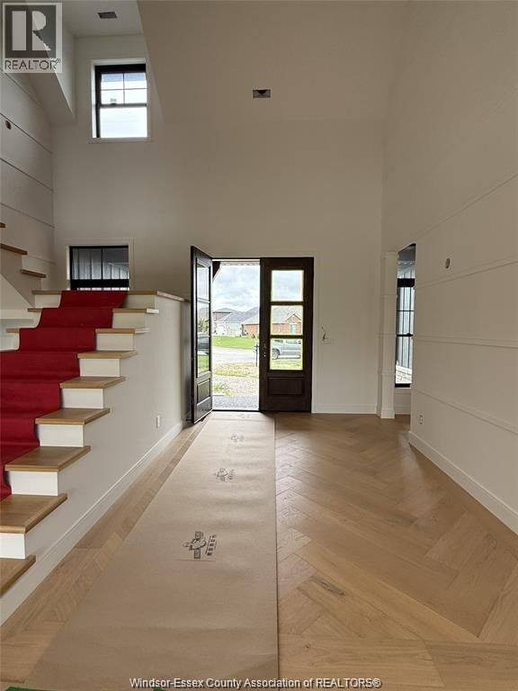 Property Photo:  38 York  ON N9Y 0G3 