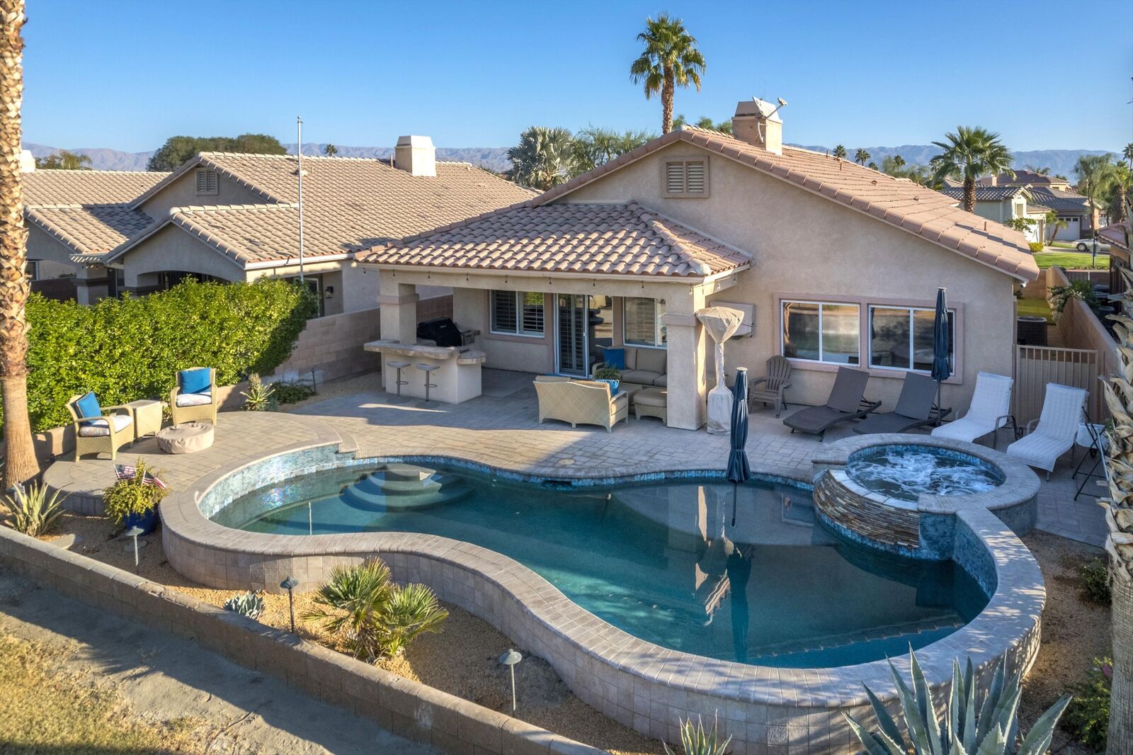 Property Photo:  45665 Spyglass Hill Street  CA 92201 