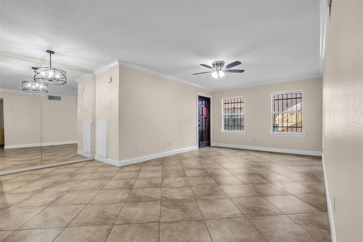 Property Photo:  5238 Arboles Drive G-1  TX 77035 