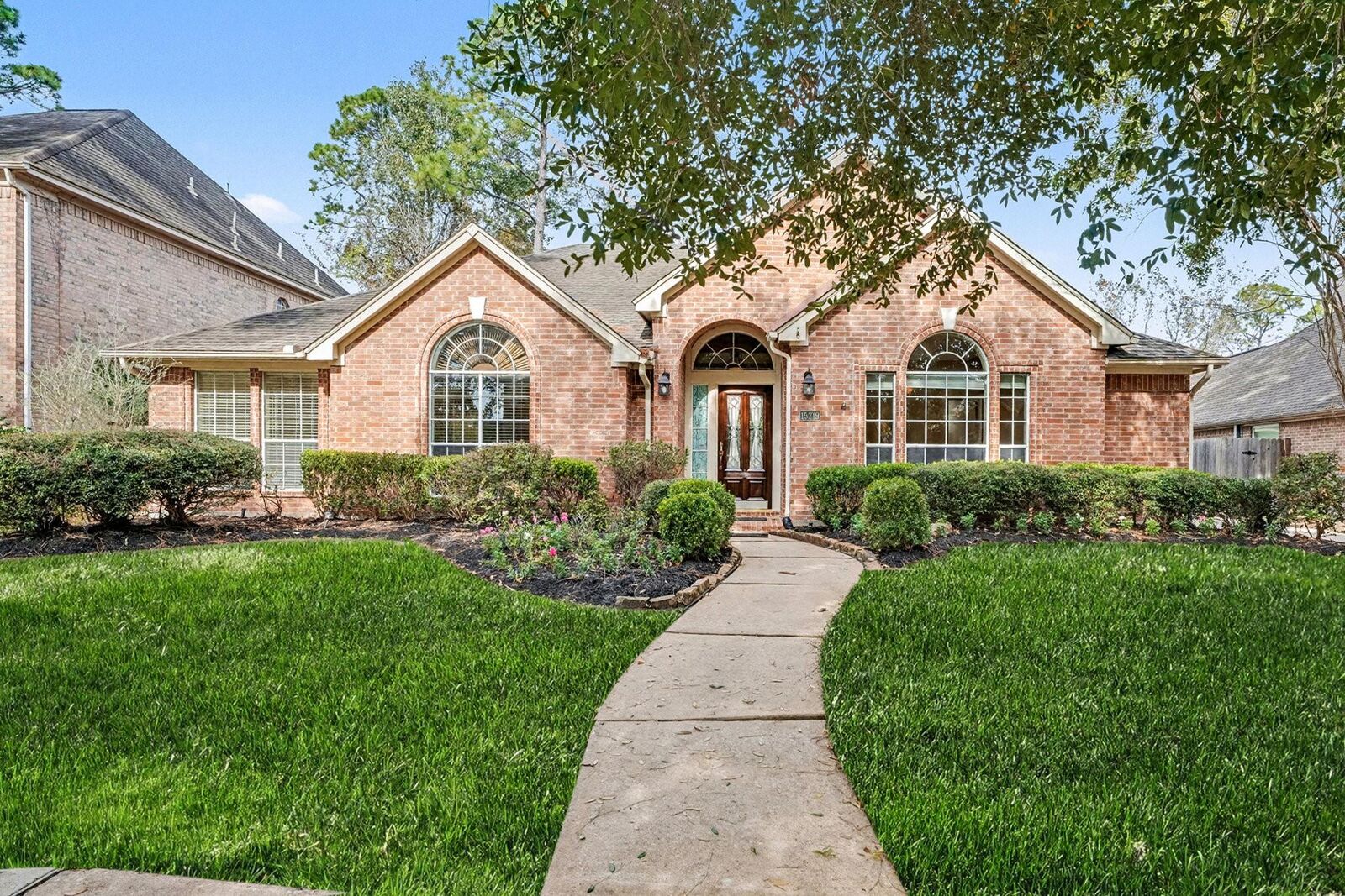 Property Photo:  15719 El Dorado Oaks Drive  TX 77059 