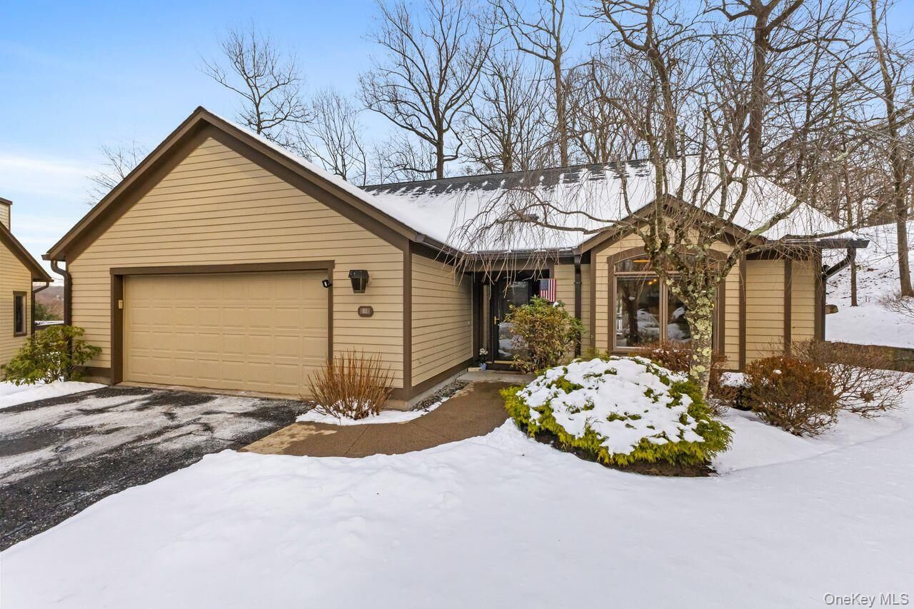 Property Photo: 811 Heritage Hills NY 10589