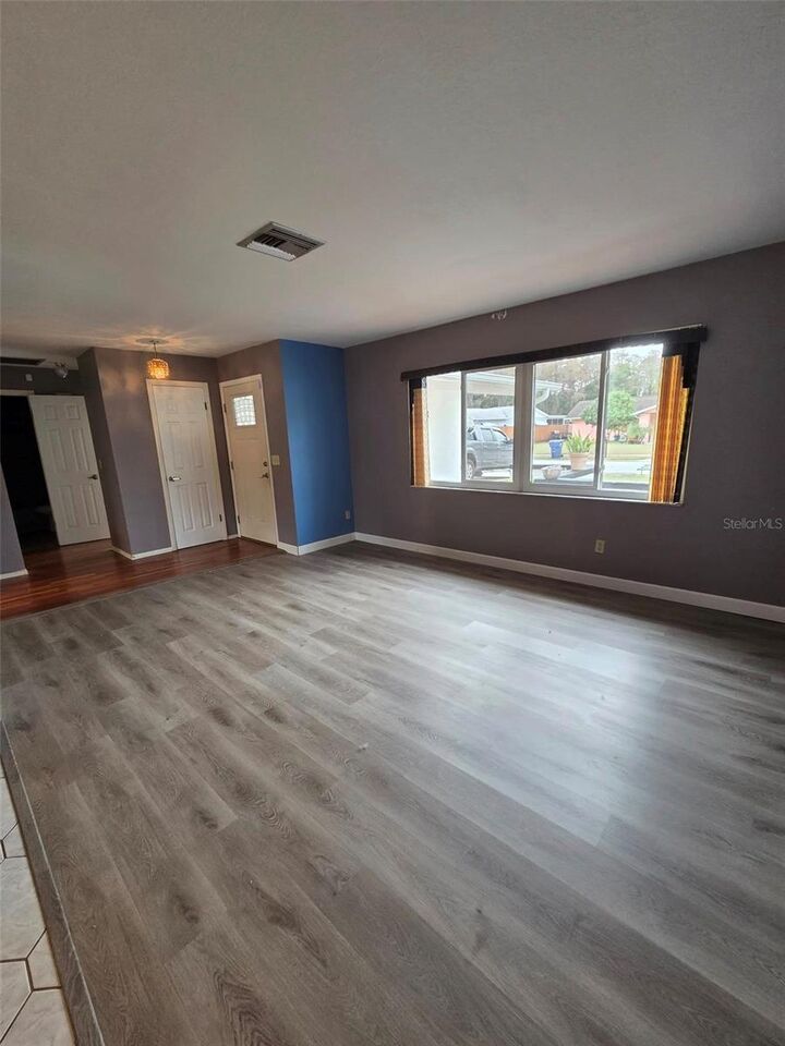 Property Photo:  4425 Black Fox Drive  FL 34653 