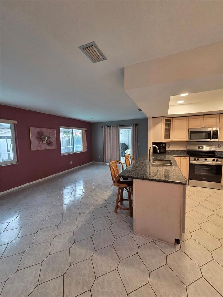 Property Photo:  4425 Black Fox Drive  FL 34653 