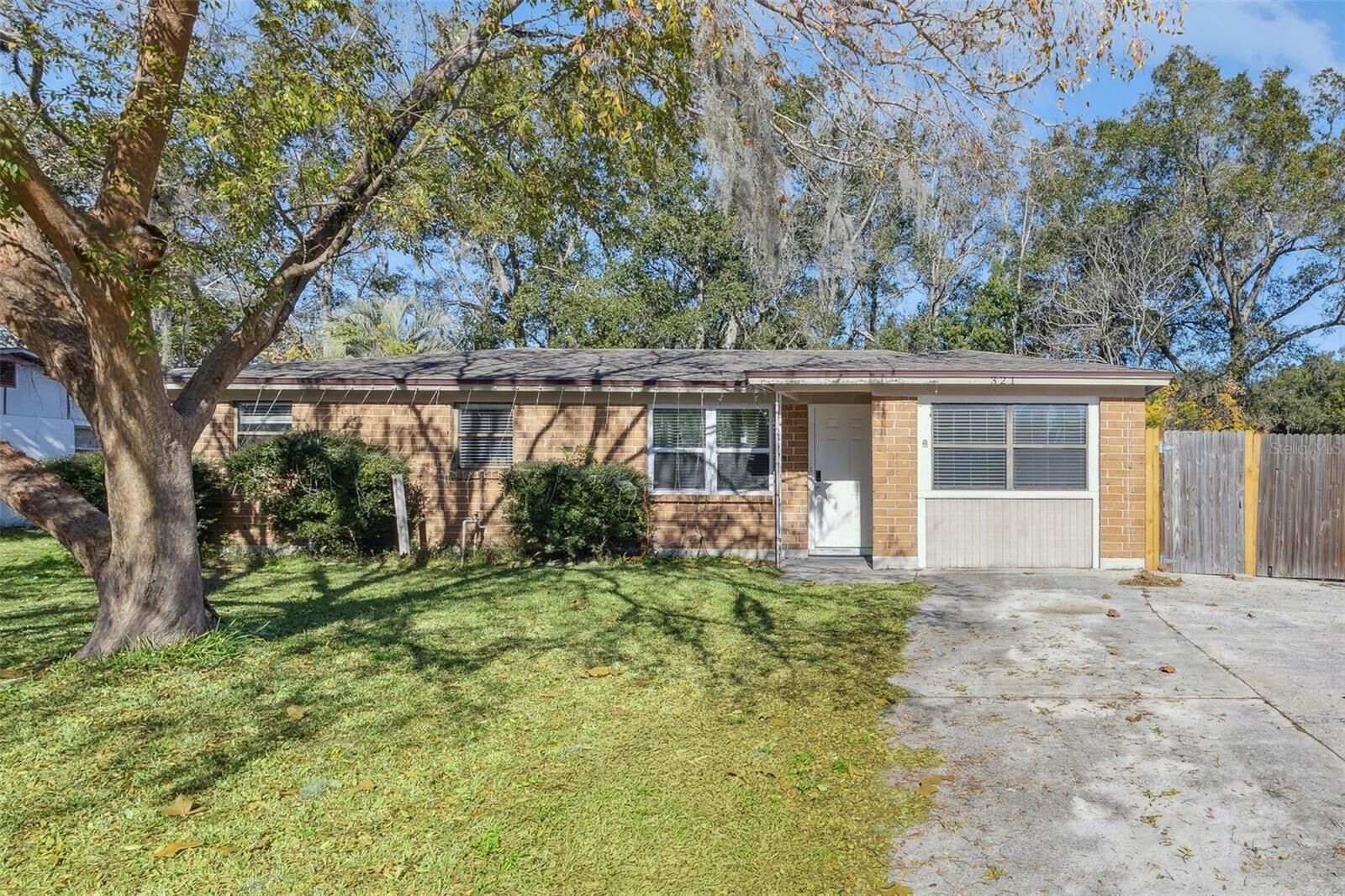 Property Photo:  321 Aries Drive  FL 32073 