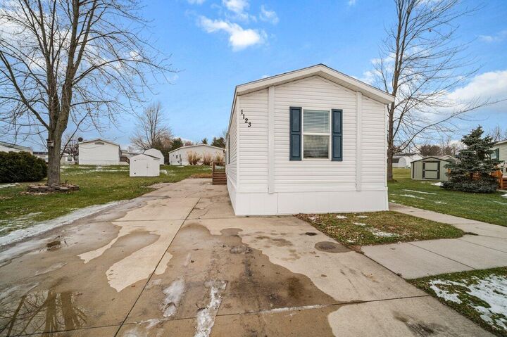 Property Photo: 1123 Marvin Court NW MI 49534