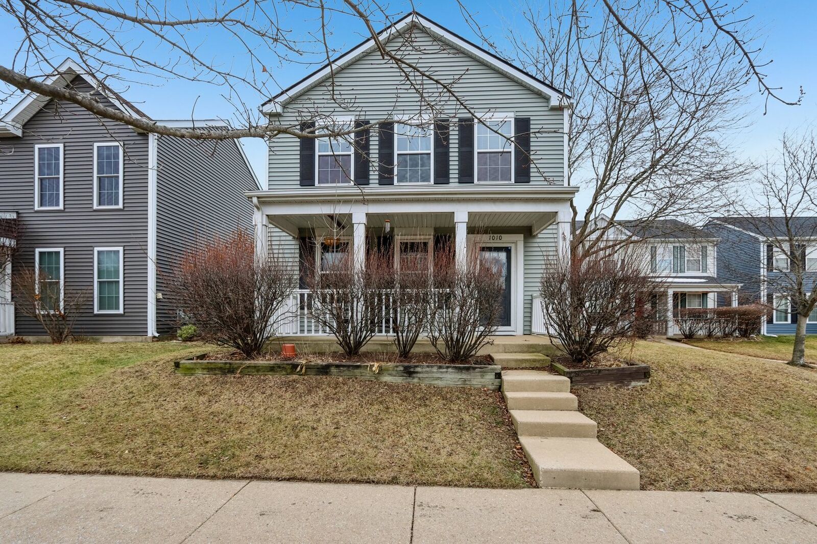 Property Photo:  1010 Symphony Drive  IL 60504 