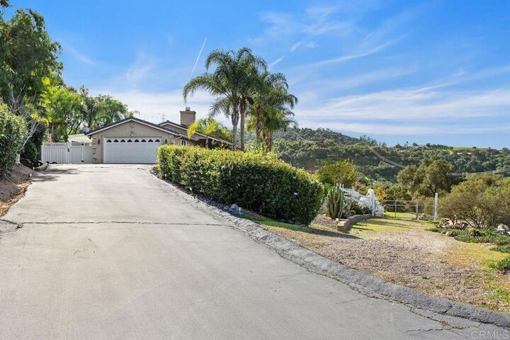 Property Photo:  11106 Calgary Way  CA 92082 