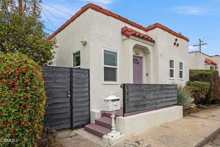 Property Photo:  1047 E Brenner Place  CA 90813 