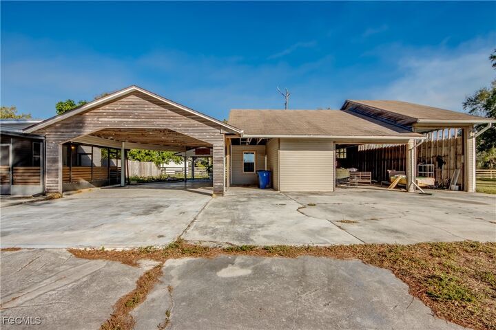 Property Photo:  19330 Meredith Road  FL 33917 