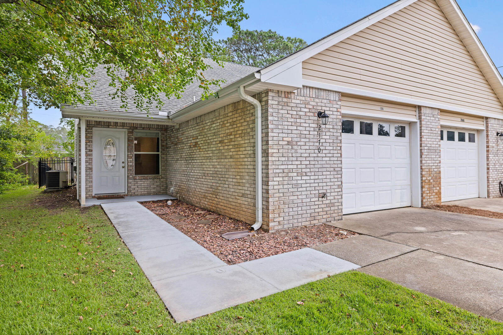 Property Photo:  2170 Tom Street 2170  FL 32566 