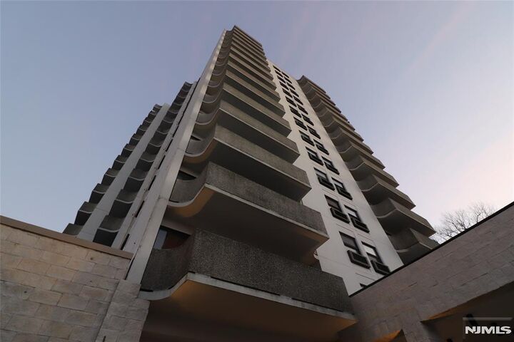 Property Photo:  1600 Center Avenue 12C  NJ 07024 