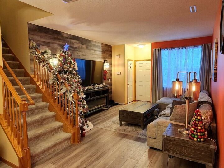 Property Photo:  862 Princeton Avenue  MN 55379 