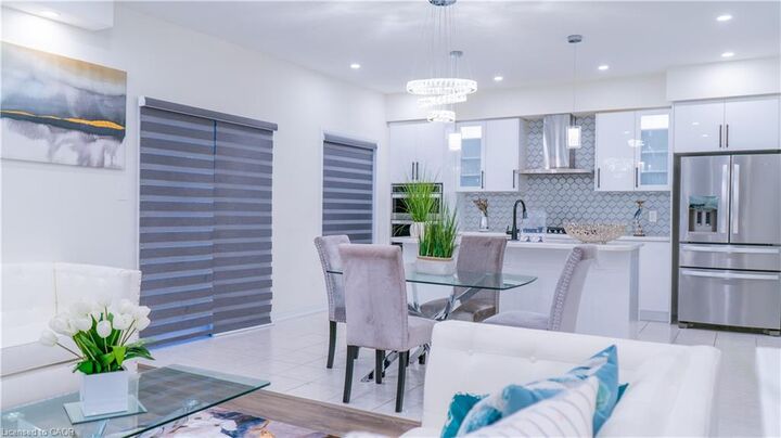 Property Photo:  18 Brewis Street  ON N3L 0L2 