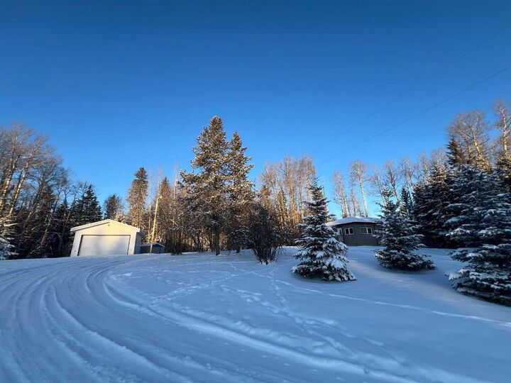 Photo de la propriété:  54508 Range Road 165  AB T7E 3P2 