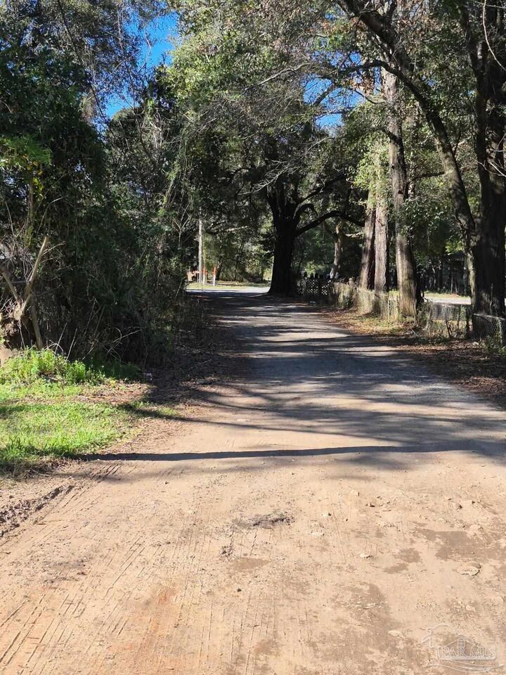 Property Photo:  7311 Hayward St  FL 32526 